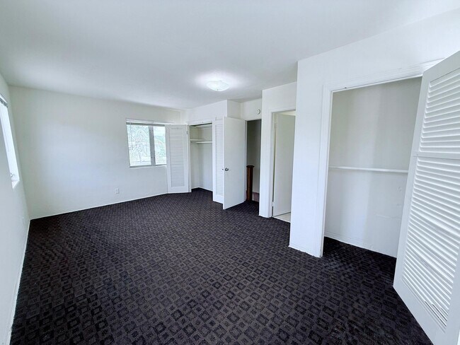 Building Photo - 507 Conniston Rd