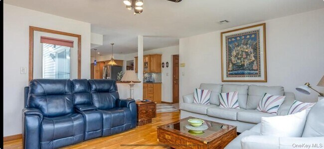 Building Photo - 71 Jolliffe Ave