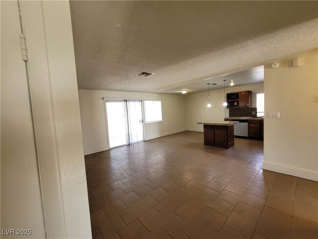 Building Photo - 3908 Montebello Ave