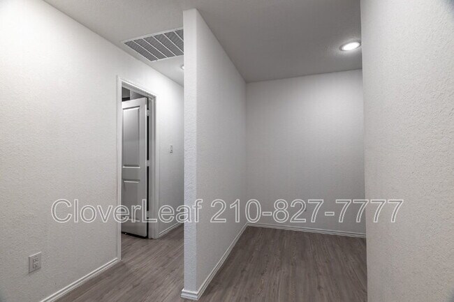 Building Photo - 12803 Sage Turn