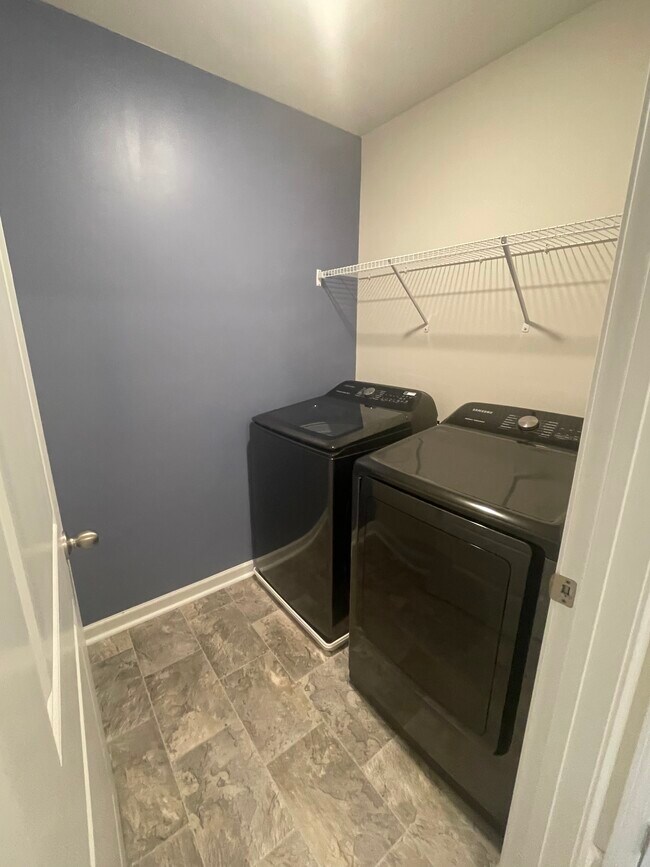 Building Photo - 206 Wanderlust Ct