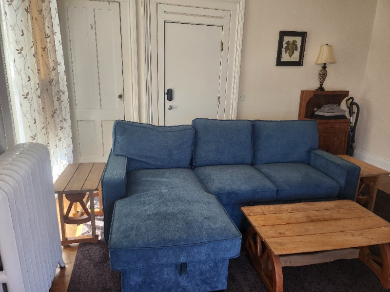 Building Photo - 102 Warren St