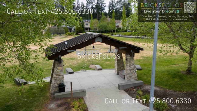 Building Photo - Luxury Corner-Lot Home in Redmond Ridge Ea...