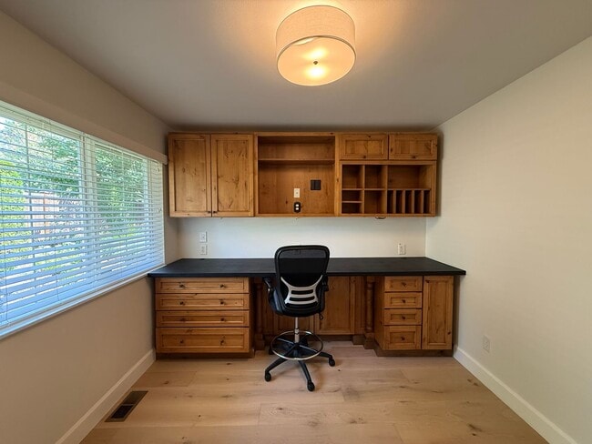 Building Photo - 15419 Mulberry Dr SE