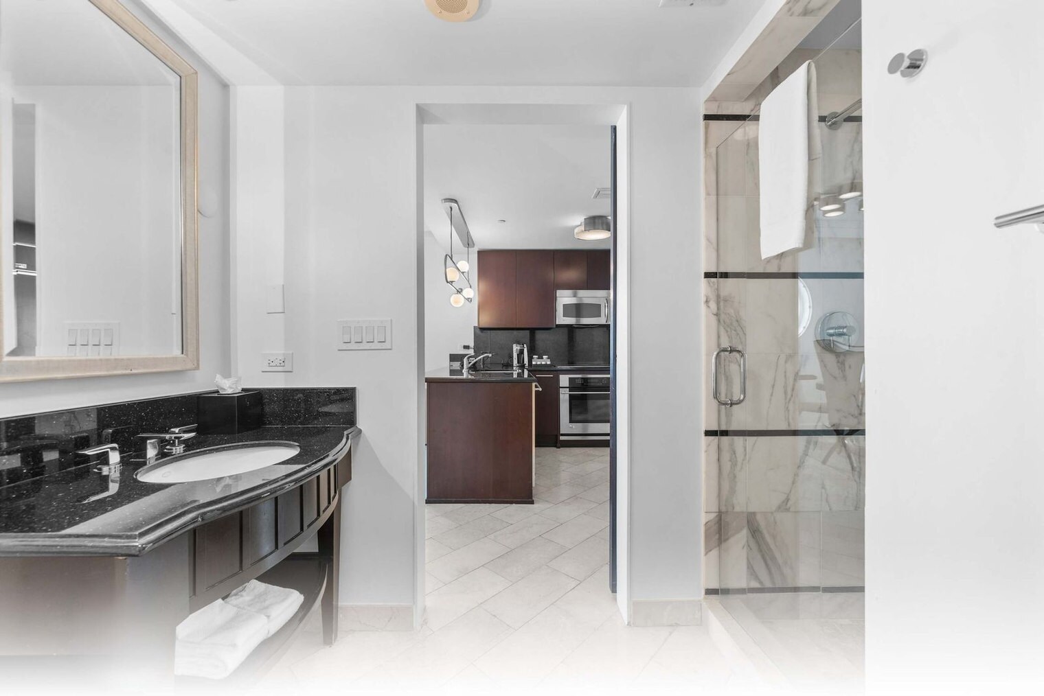 Building Photo - 4391 Collins Ave