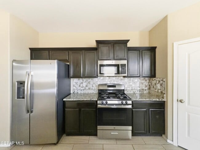 Building Photo - 1040 Earthstar Pl