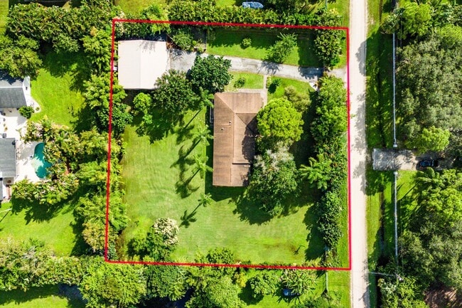 Building Photo - 15316 79th Terrace N