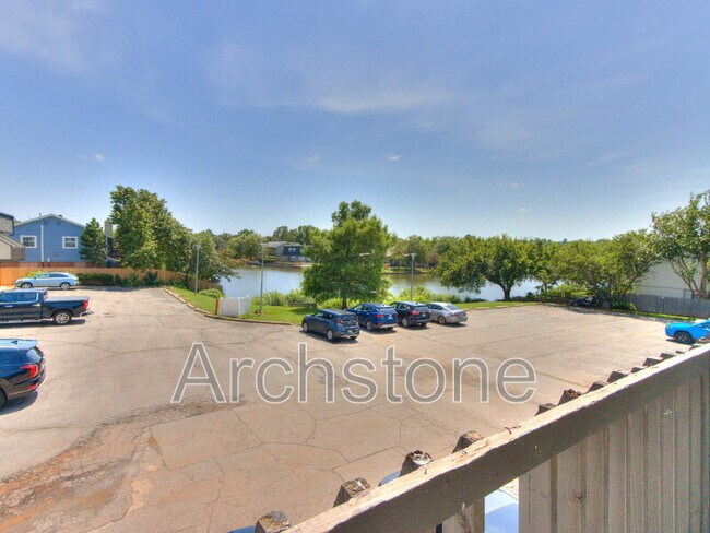 Building Photo - 5908 W Hefner Rd