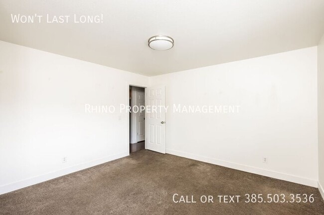 Building Photo - 1767 Willowbrook Dr