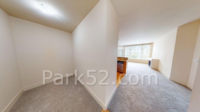 Building Photo - $500 Discount!! 1 Bedroom Condo in Downtown Tacoma