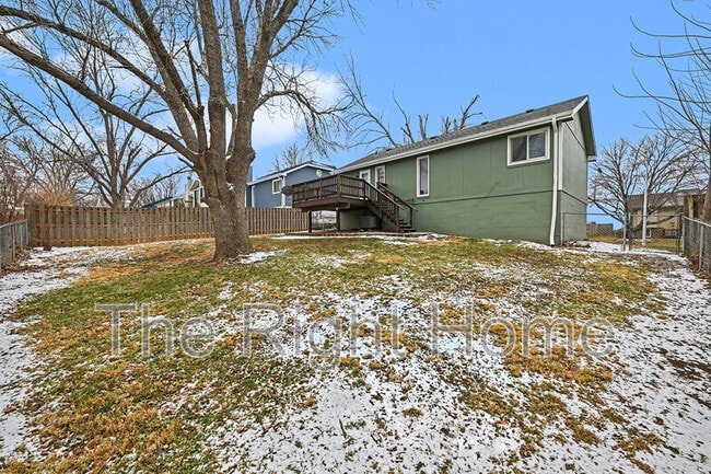 Building Photo - 8617 S 143rd Ave