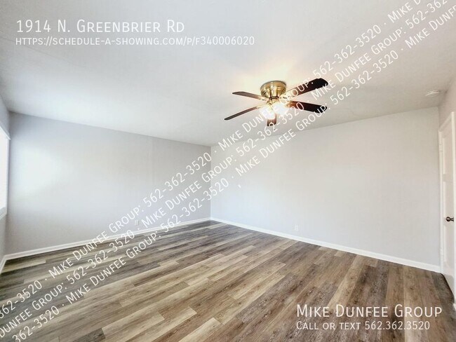 Building Photo - 1914 N Greenbrier Rd