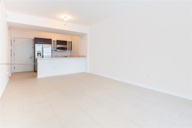 Building Photo - 333 NE 24th St