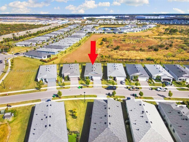 Building Photo - 13461 SW Bally Dr