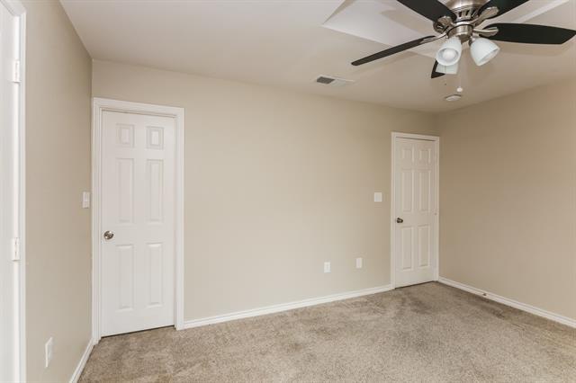 Building Photo - 510 Durham Dr