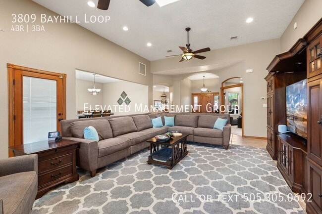 Building Photo - 3809 Bay Hill Loop SE