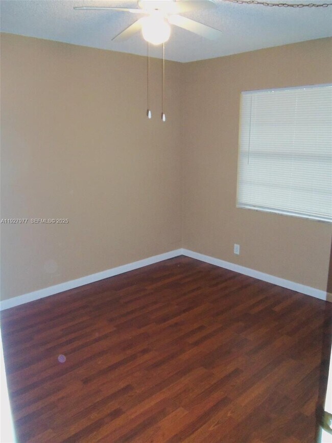 Building Photo - 10551 W Broward Blvd