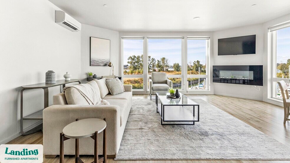 Building Photo - 11505 NE Yacht Harbor Dr