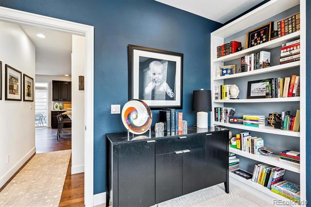 Building Photo - 3496 Ulster St