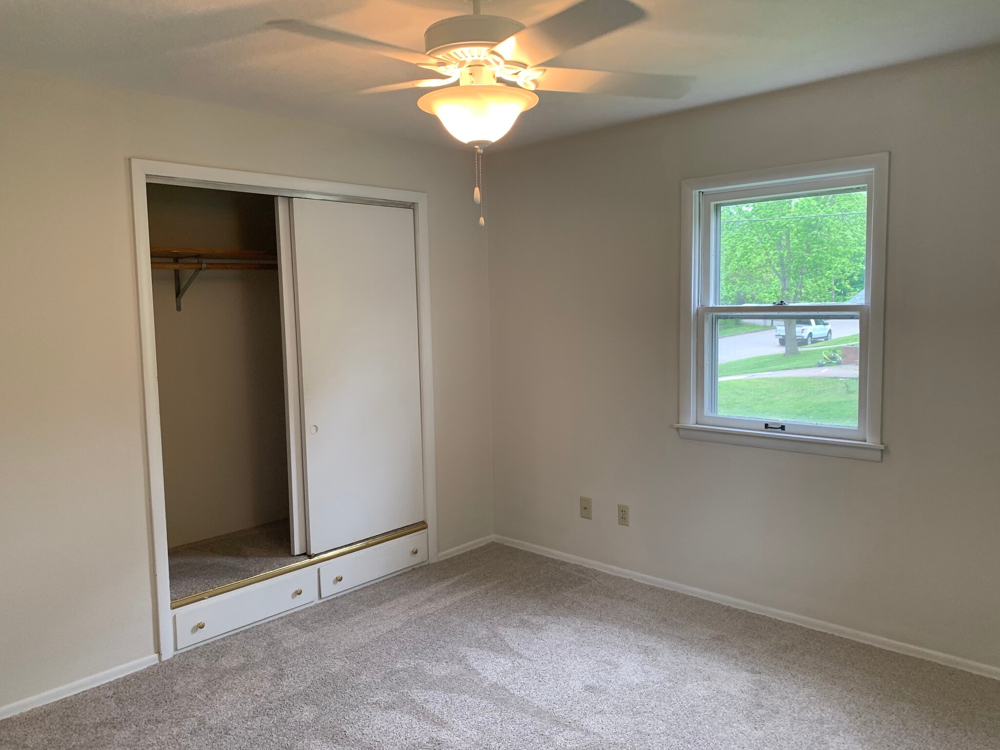 Bedroom - 1202 Wayne St
