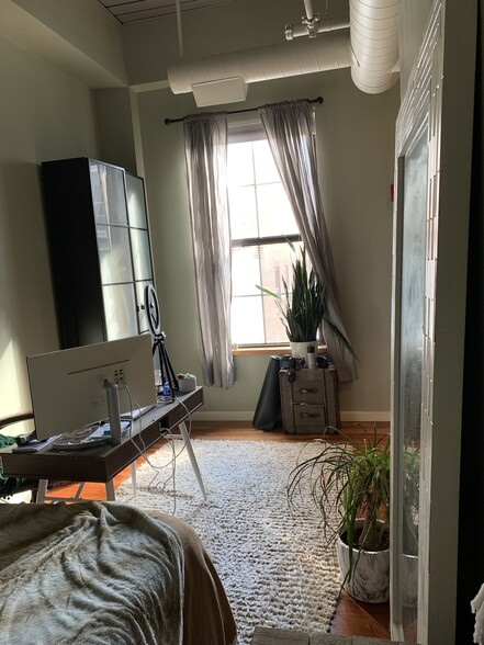 Second Bedroom - 27 Wareham St