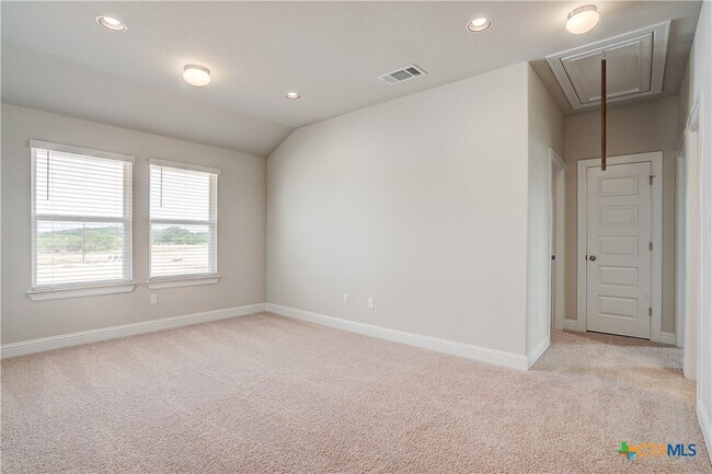 Building Photo - 130 Hidden Branch Cv