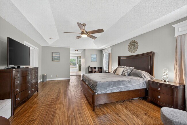 Building Photo - 3738 Old Lighthouse Cir