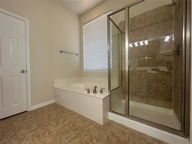 Building Photo - 2692 Deer Hollow Dr