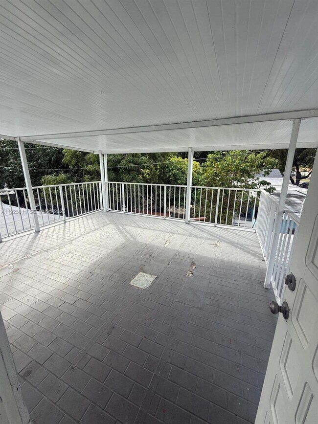 Building Photo - 3281 NW 14th Terrace