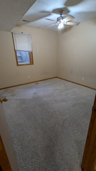 Basement Bedroom - 3615 29th Ave