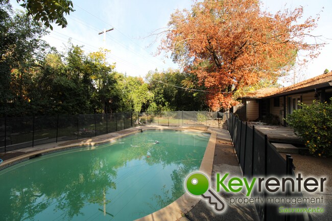 Building Photo - 4741 Foster Way