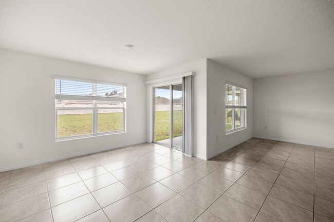 Building Photo - 8904 SW 50th Ter