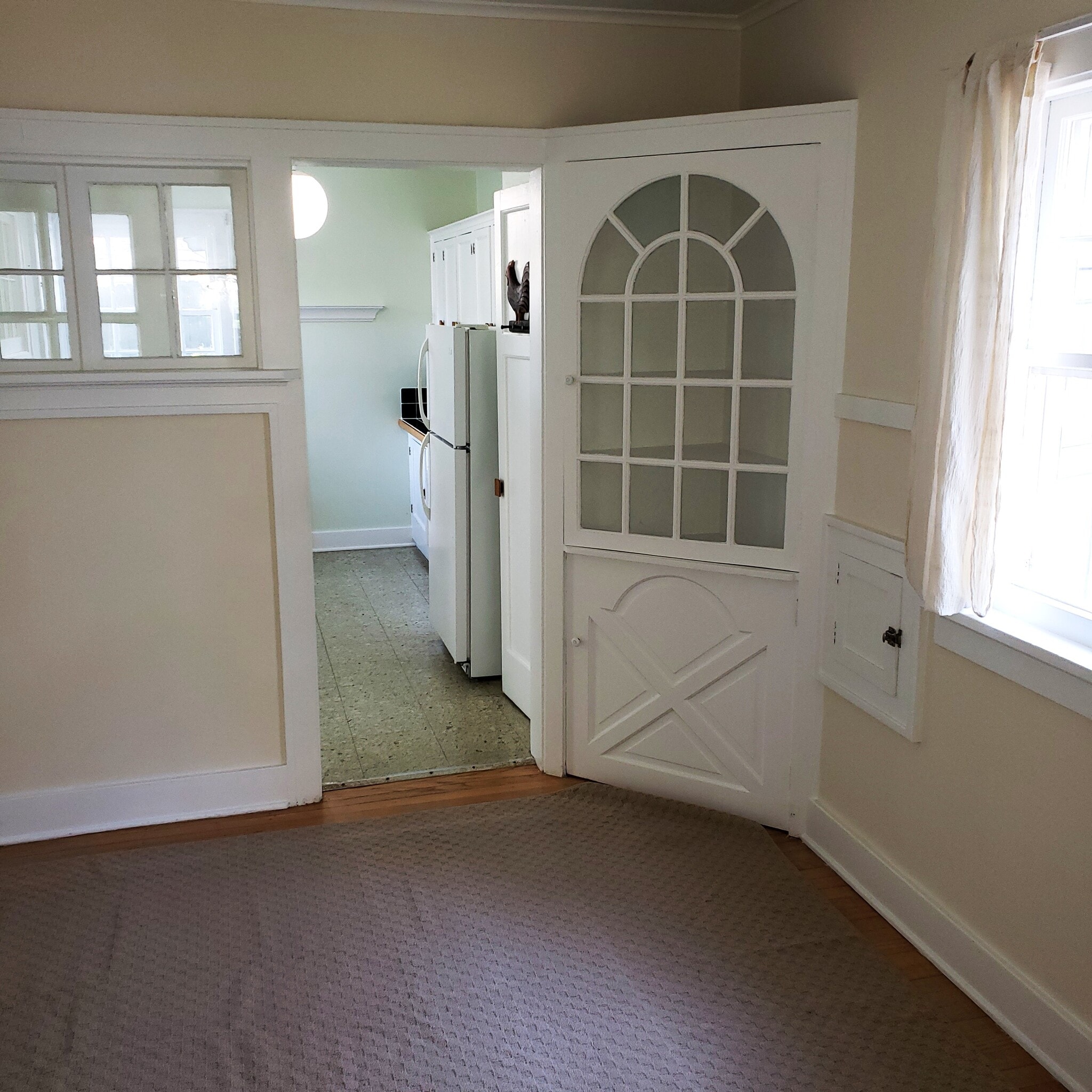 Dining Room with Built-in Hutch - 726 Briar Hill Rd
