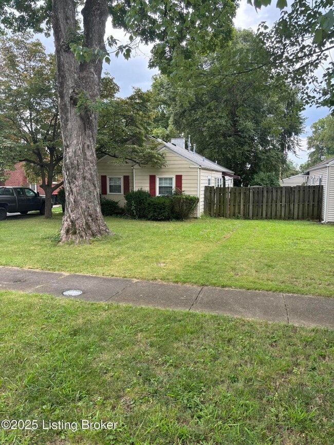 Primary Photo - 2508 Hawthorne Ave
