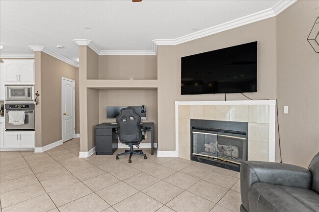 Building Photo - 39 San Tomas Dr