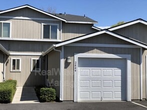 Building Photo - 2444 SW 23rd St