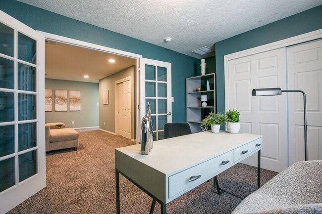 Building Photo - North Valley Townhome