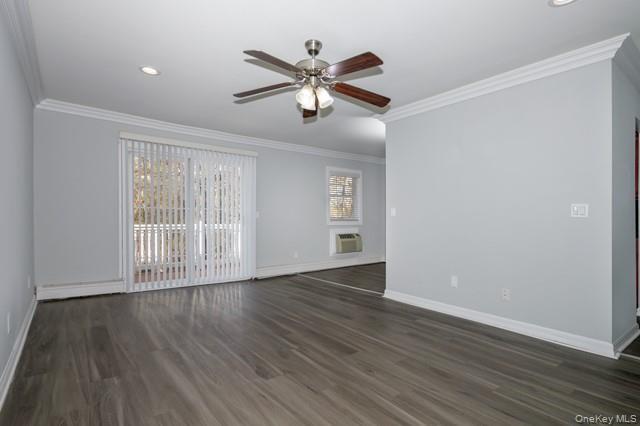 Building Photo - 1750 W Main St