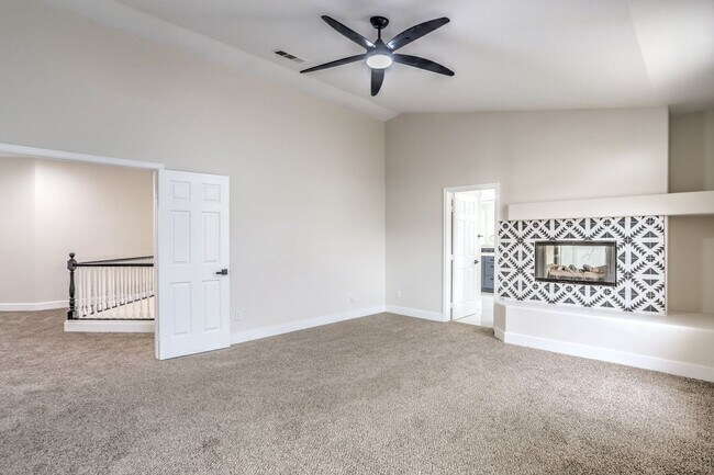 Building Photo - Luxury 5-Bedroom Home in Guard-Gated Community with 3-Car Garage