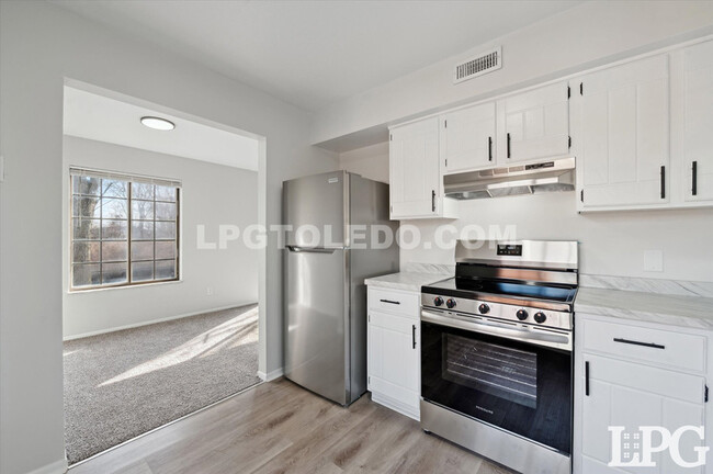 Building Photo - 1665 Brownstone Blvd