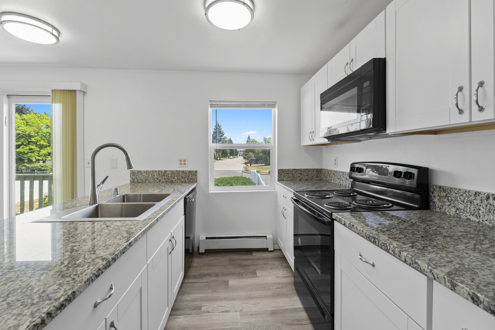 Building Photo - 3213 S Gillis Ct