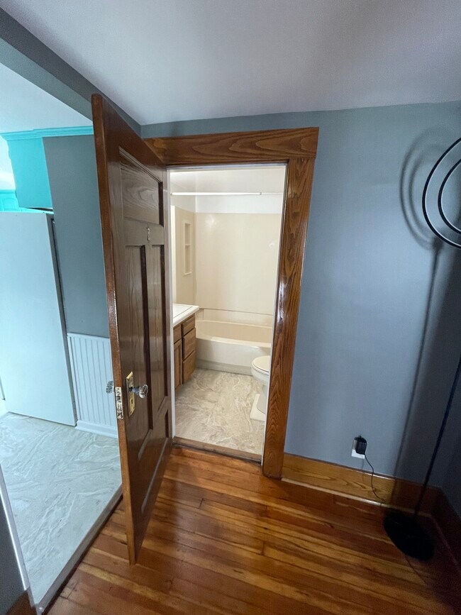 Building Photo - 204 Point Pleasant Rd