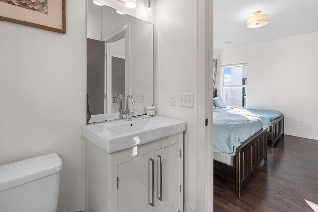 Building Photo - 1109 Archer St