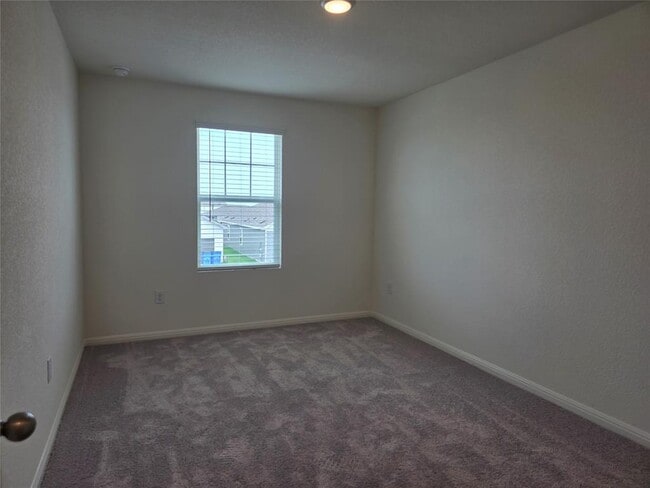Building Photo - 145 Blazilmar Ln