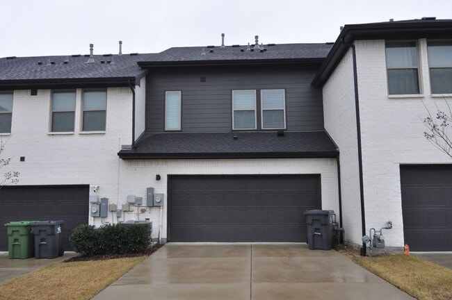 Building Photo - 829 Crystal Oak Ln