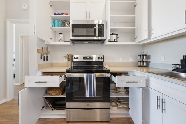 Building Photo - 4355 Ohio St