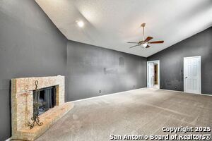 Building Photo - 14207 Rowe Dr