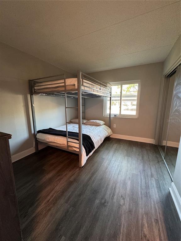 Building Photo - 109 Pine Ct