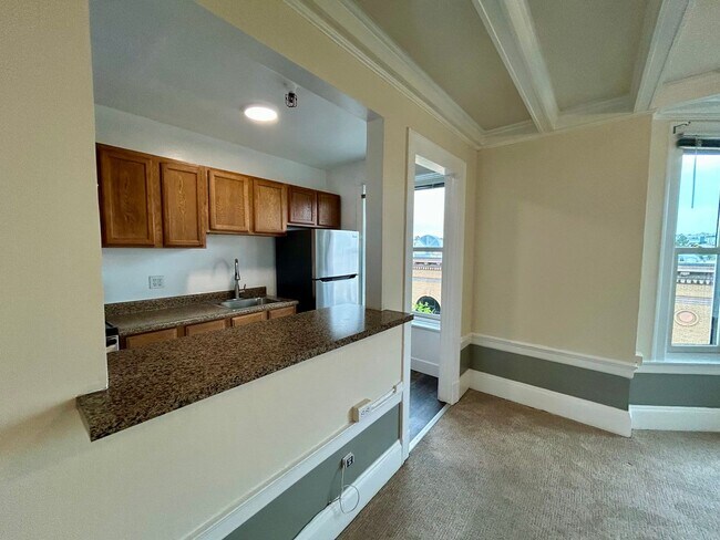 Building Photo - 1548-1560 Fillmore Street-506