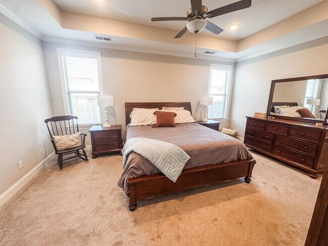 Building Photo - 10206 Evergreen Manor Cv